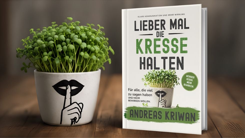 Das Buch „Lieber mal die Kresse halten“ von Andreas Kriwan neben einem Kressetopf